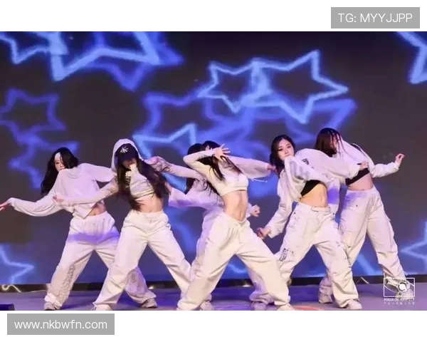 全国街舞大赛点评成都飞盘队展现力量与激情的完美结合